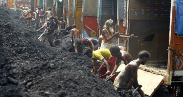 Indian Police Raids Indian Companies over Coal Scandal