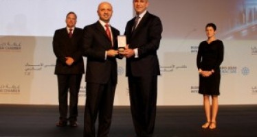 Sayed Saadat Mansoor Naderi, winner of the peace through commerce award