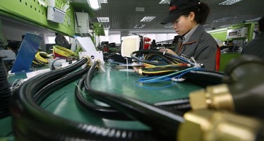 China’s manufacturing activity growing at its fastest rate in two years