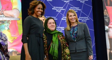 Dr. Nasrin receives International Woman of Courage Award for promoting women’s health in Afghanistan