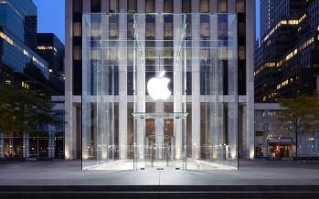 Apple amasses a record pile of cash worth USD 178bn