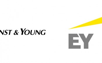 Ernst & Young removes university degree requirements from its recruitment policy
