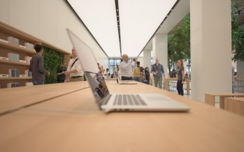 Middle East’s first official Apple store opens in Dubai & Abu Dhabi