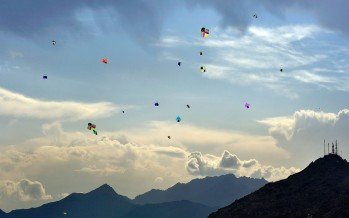 Afghan women taking over kite making industry