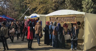 “Women Weekend Market” kicks off in Kabul University