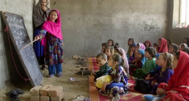 Britain, USAID Provide $105mn For Girls Education in Afghanistan