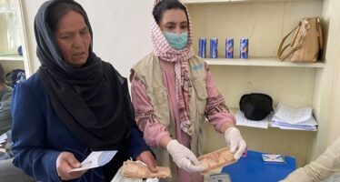 95,000 Families Affected By COVID-19 In Afghanistan To Receive Food Assistance