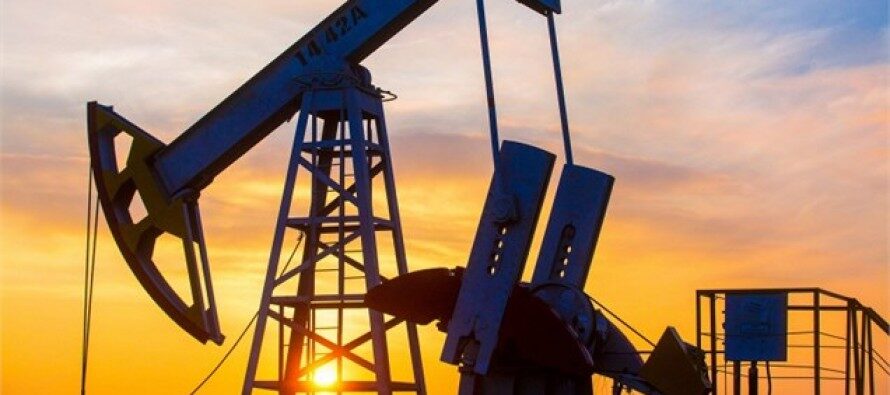 Afghanistan Extracts 200 Tons of Crude Oil Daily